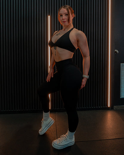 CTP “VEGA” SEAMLESS TWIST BRA IN CHARCOAL