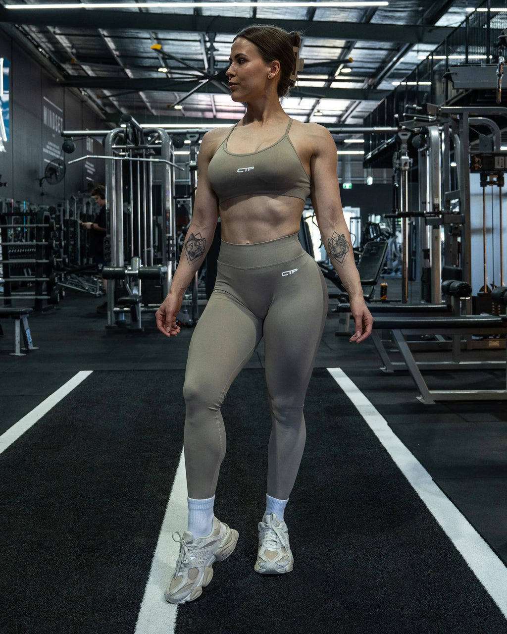 CTP “ELECTRA” SEAMLESS SCRUNCH LEGGINGS IN LATTE COVERTHEPUMP