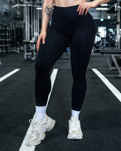 CTP “VEGA” SEAMLESS SCRUNCH LEGGINGS IN CHARCOAL