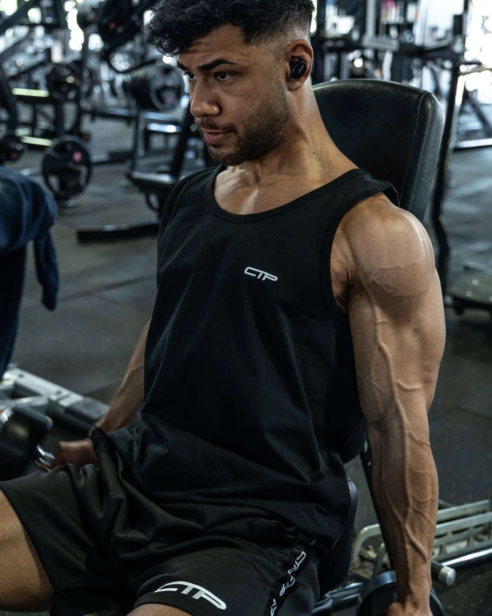 CTP ICON TANK IN BLACK COVERTHEPUMP