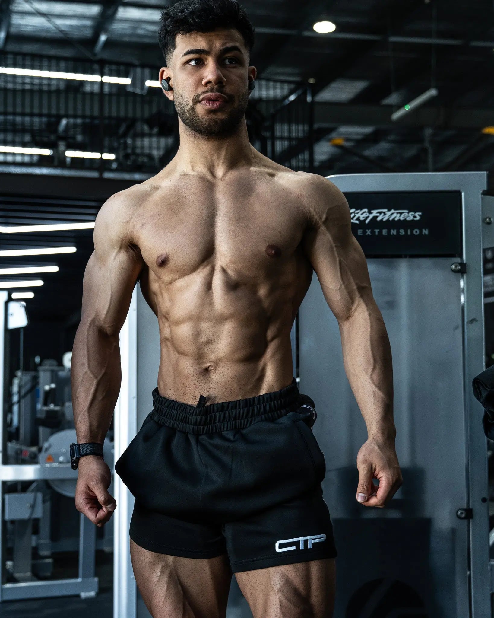 CTP ICON SHORTS IN BLACK COVERTHEPUMP