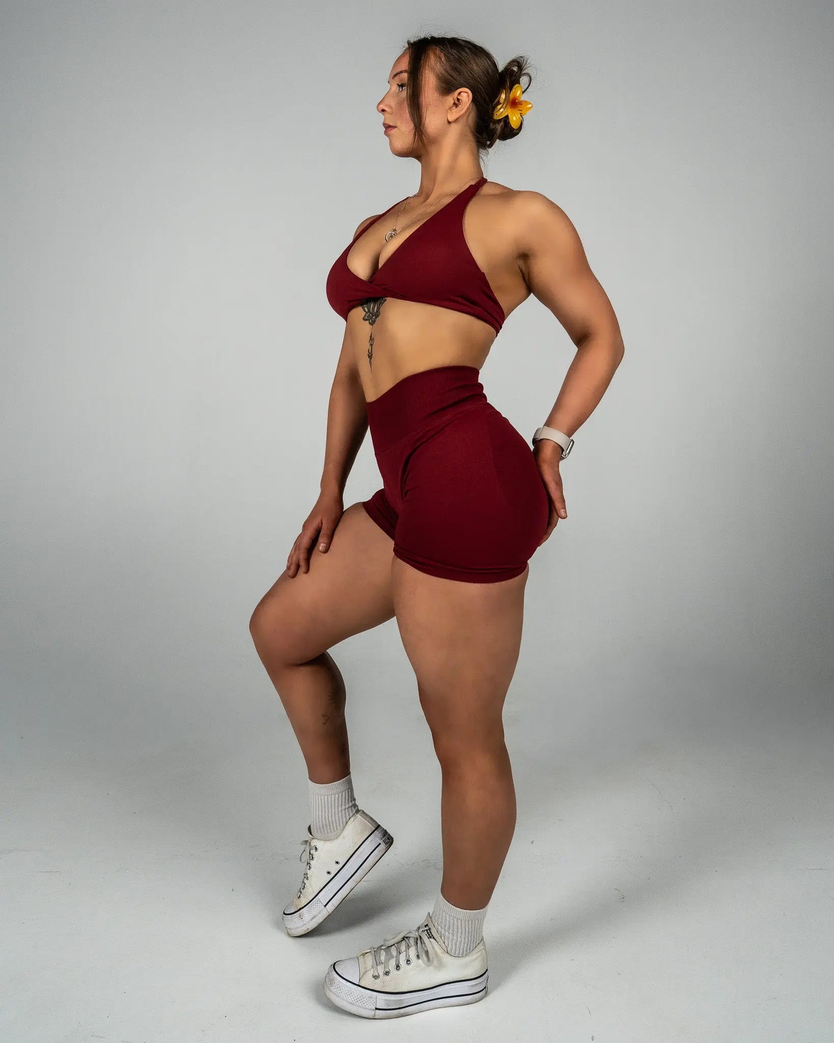 CTP “VEGA” SEAMLESS SCRUNCH SHORTS IN CRIMSON COVERTHEPUMP