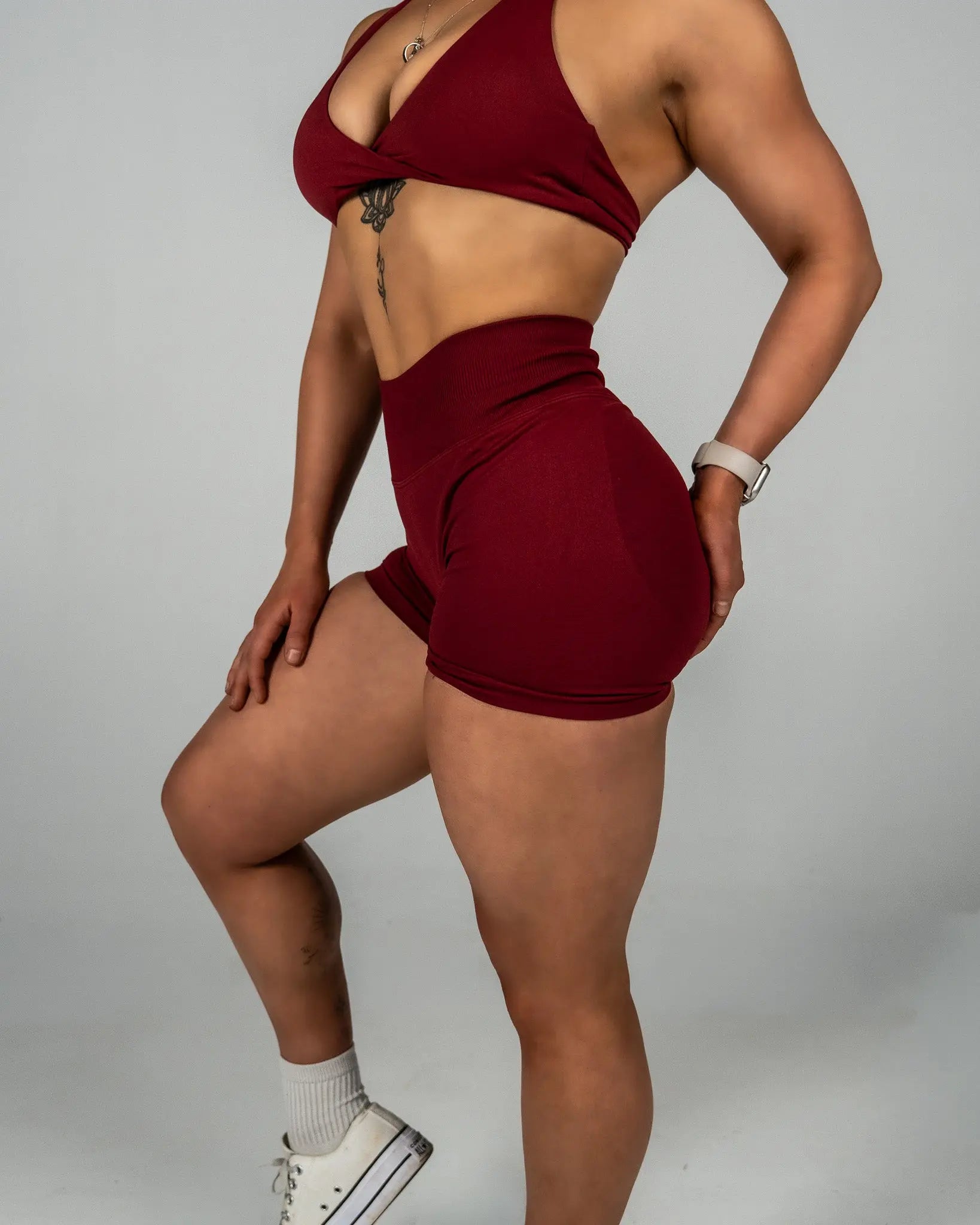 CTP “VEGA” SEAMLESS SCRUNCH SHORTS IN CRIMSON COVERTHEPUMP