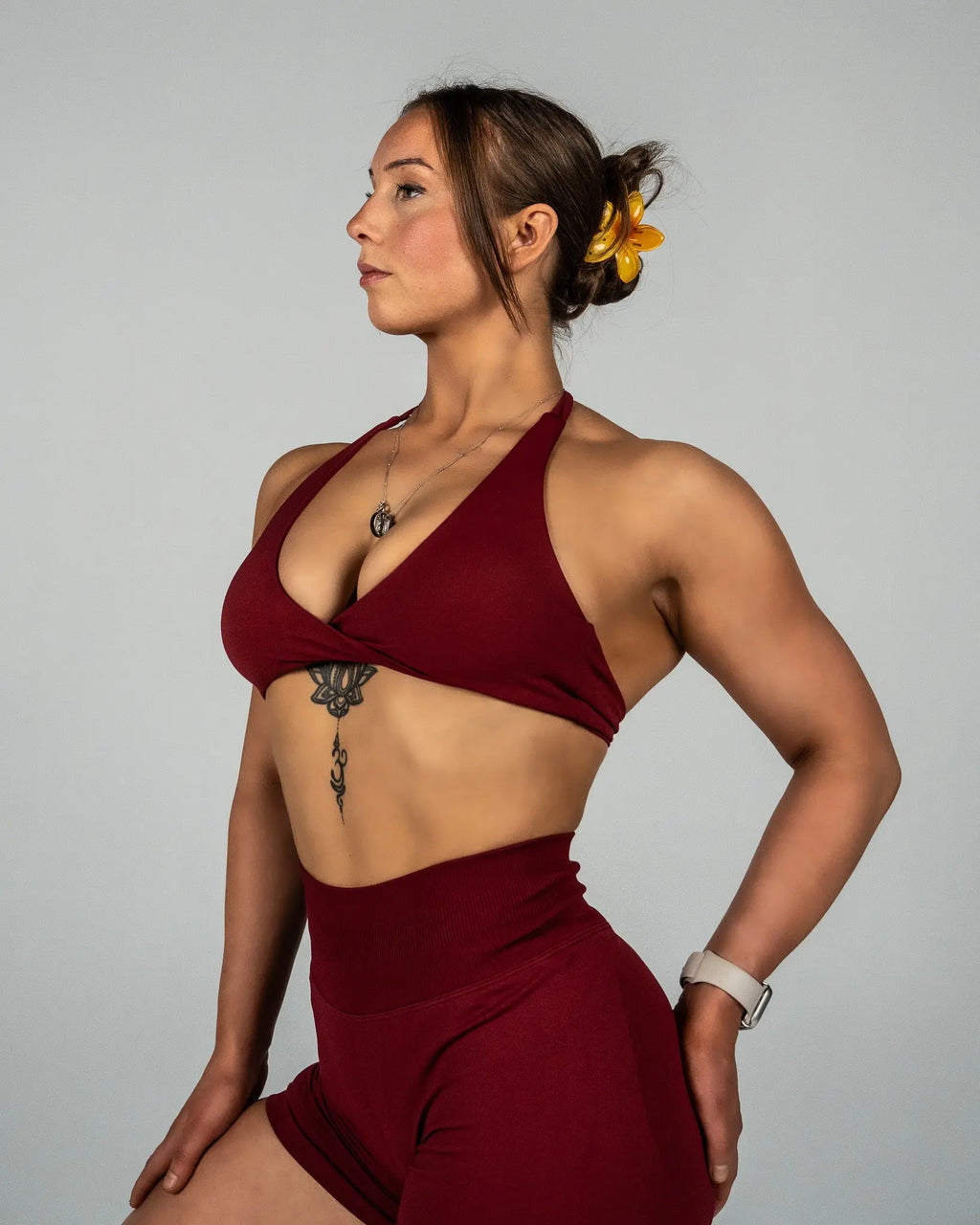 CTP “VEGA” SEAMLESS TWIST BRA IN CRIMSON COVERTHEPUMP