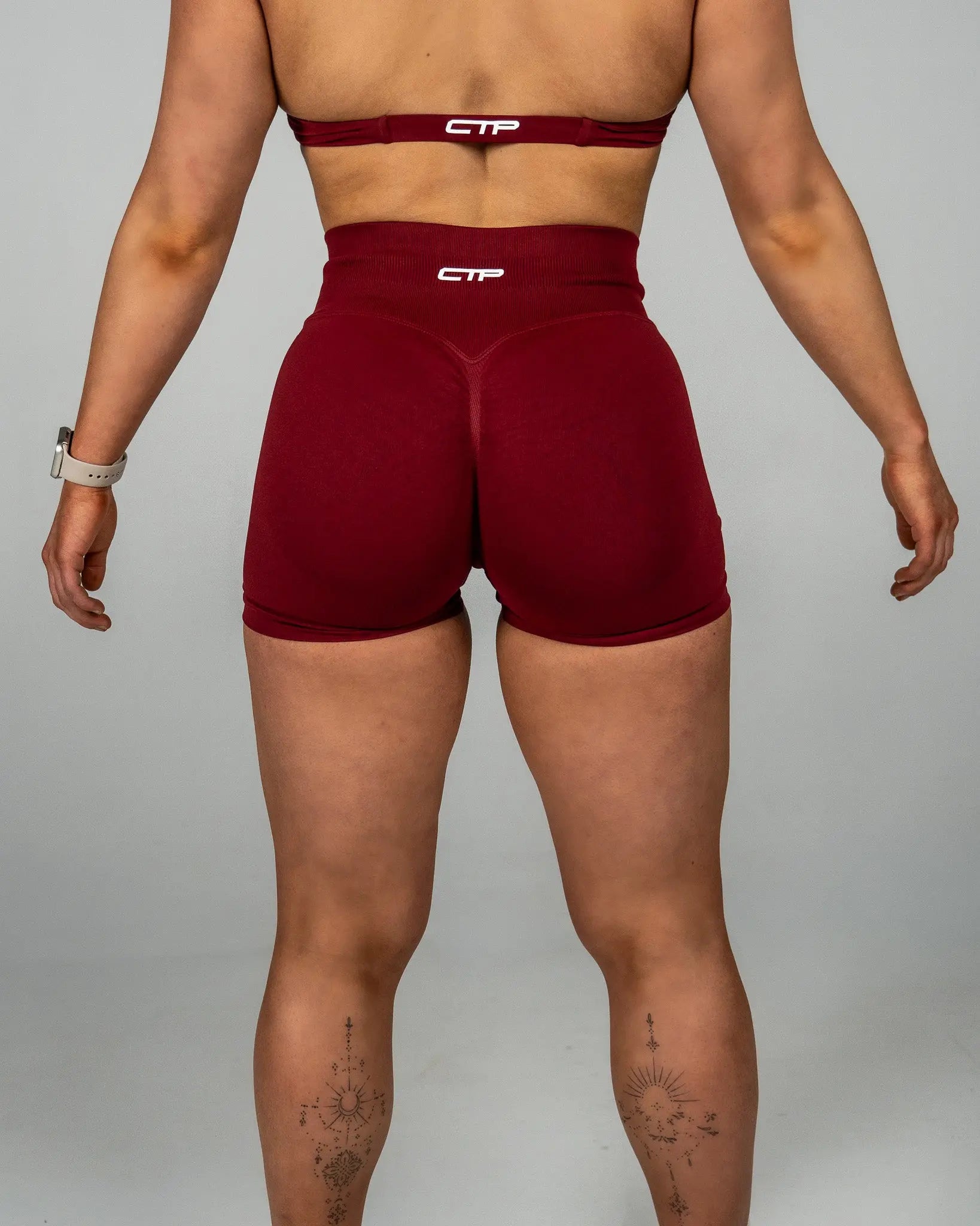 CTP “VEGA” SEAMLESS SCRUNCH SHORTS IN CRIMSON COVERTHEPUMP