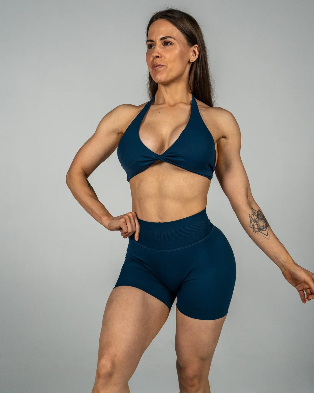 CTP “VEGA” SEAMLESS TWIST BRA IN SAPPHIRE COVERTHEPUMP