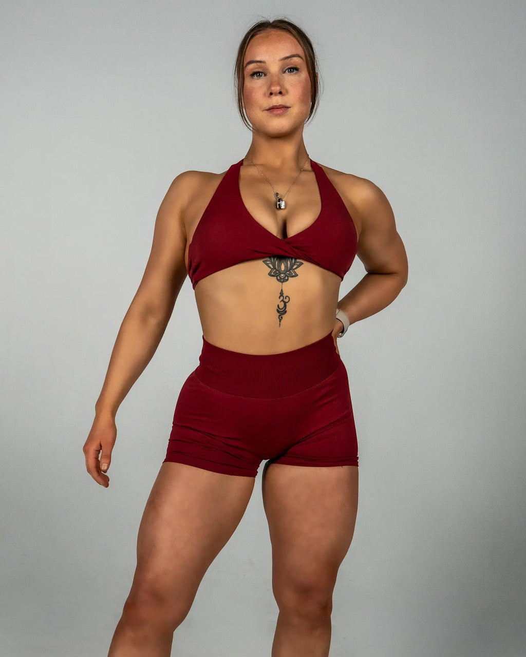 CTP “VEGA” SEAMLESS SCRUNCH SHORTS IN CRIMSON COVERTHEPUMP