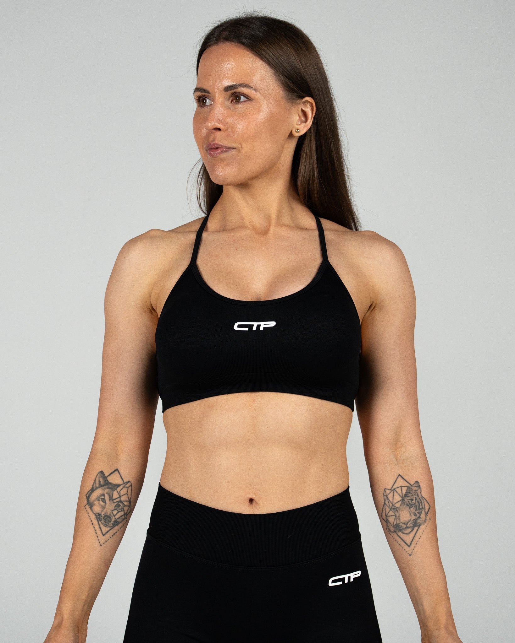 CTP “ELECTRA” SEAMLESS SPORTS BRA IN RAVEN