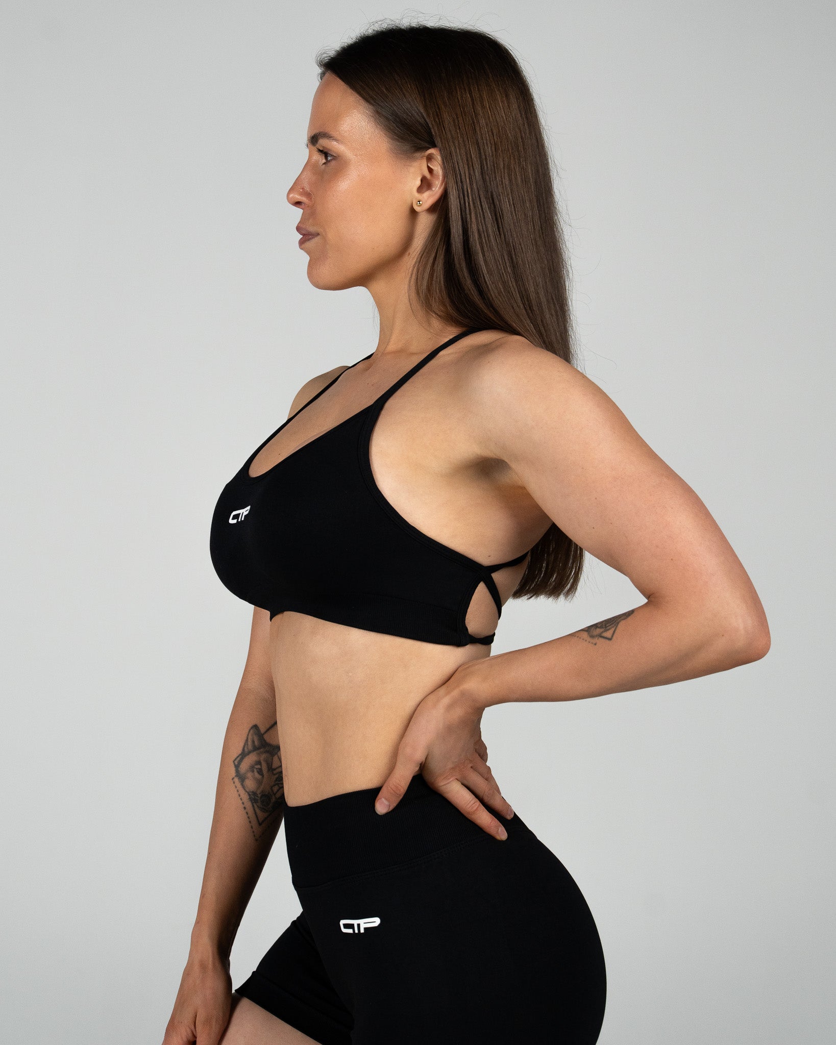 CTP “ELECTRA” SEAMLESS SPORTS BRA IN RAVEN