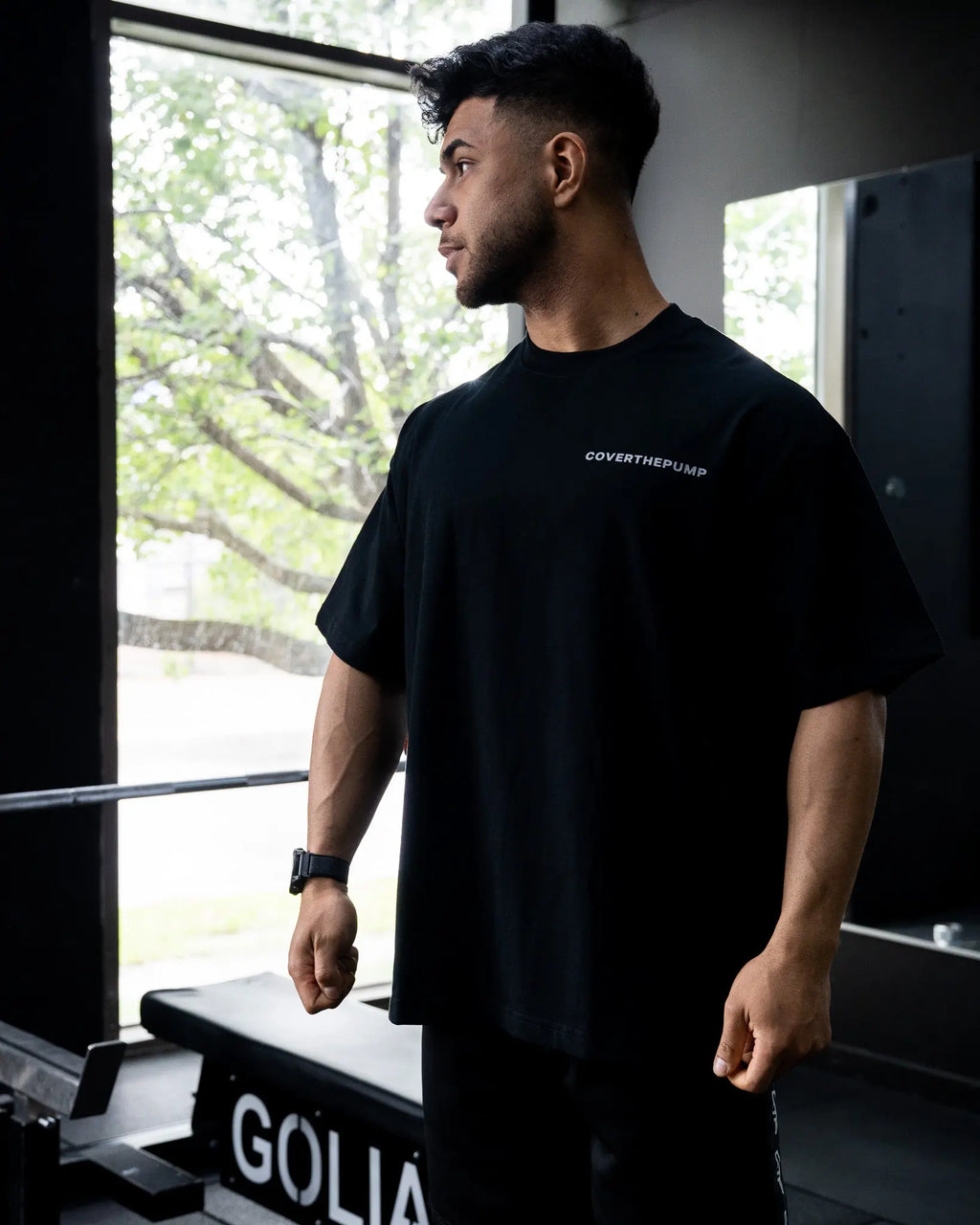 QUADFATHER OVERSIZED TEE IN MIDNIGHT BLACK COVERTHEPUMP