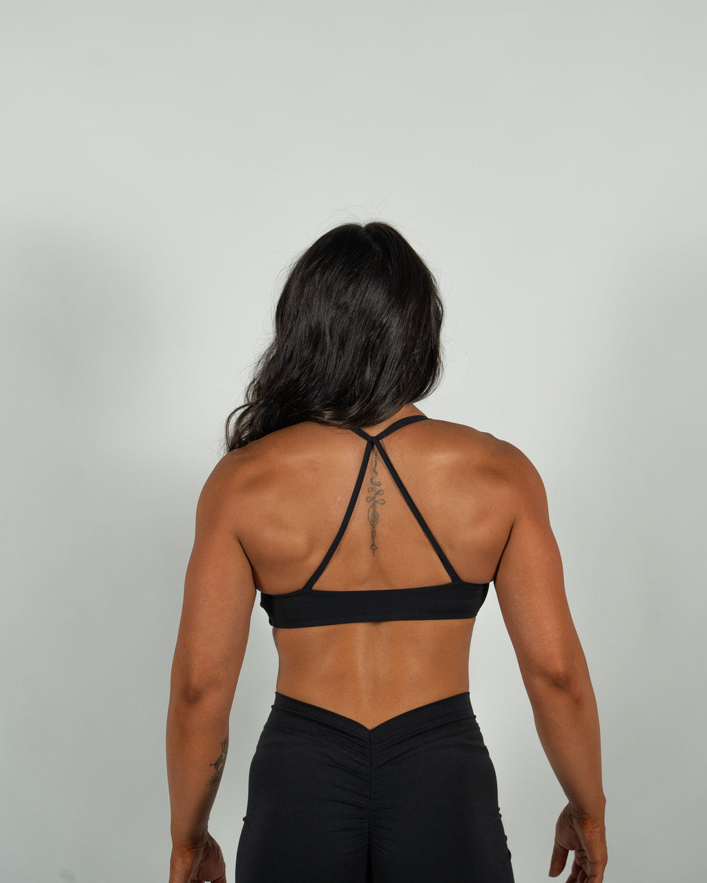 CTP “ELEVATE” SPORTS BRA IN RAVEN COVERTHEPUMP