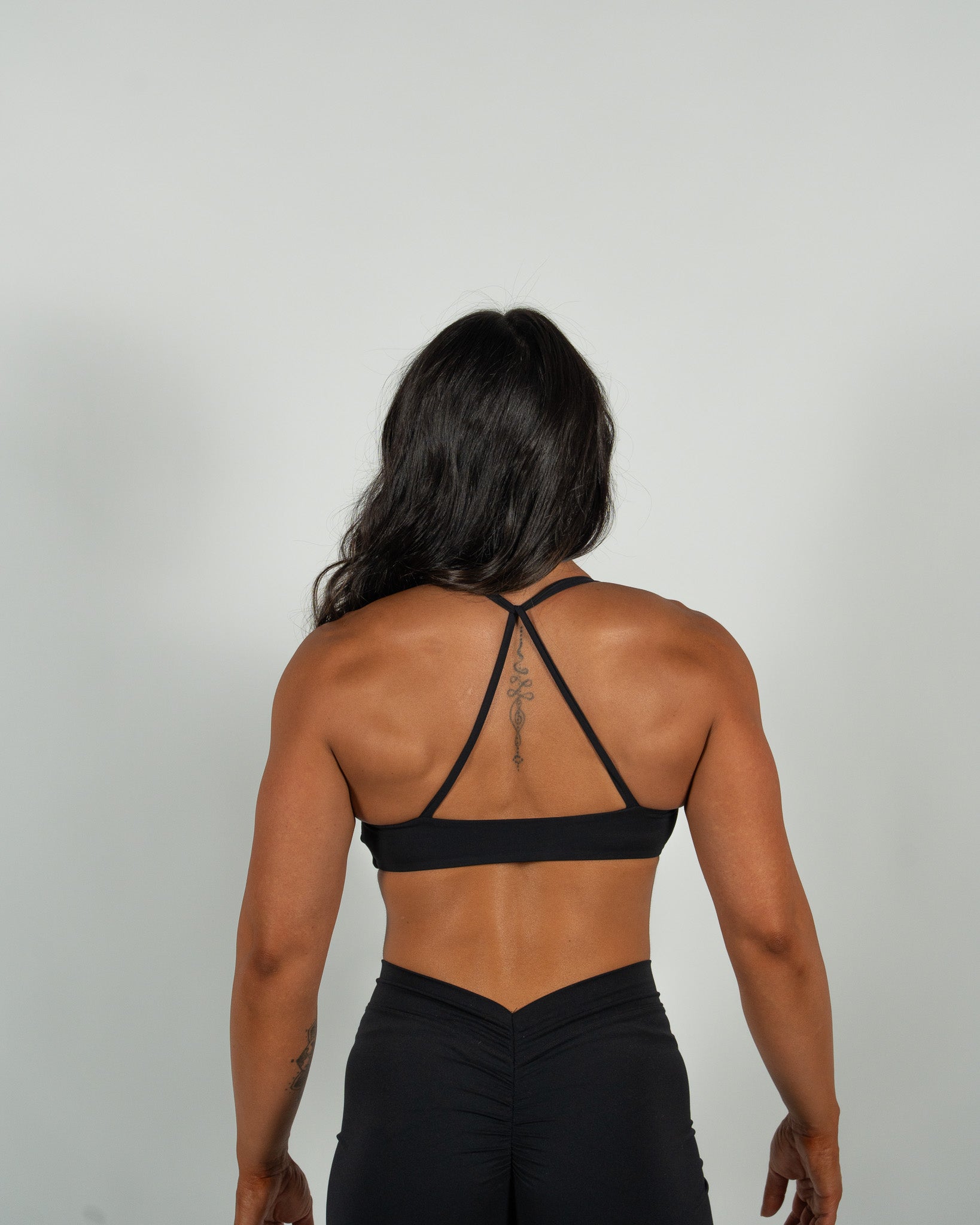CTP “ELEVATE” SPORTS BRA IN RAVEN COVERTHEPUMP