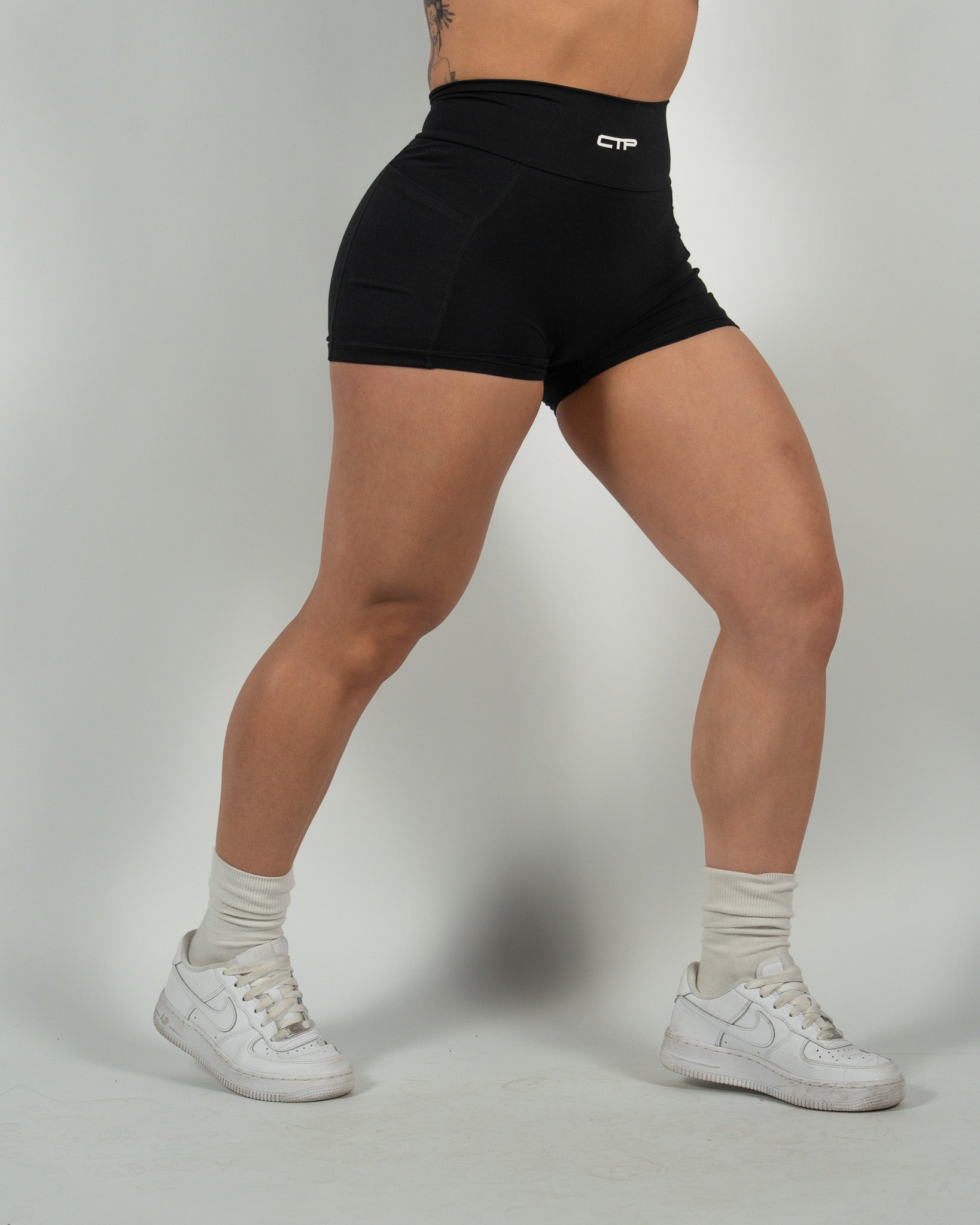 CTP “ASTRA” SCRUNCH SHORTS IN RAVEN COVERTHEPUMP